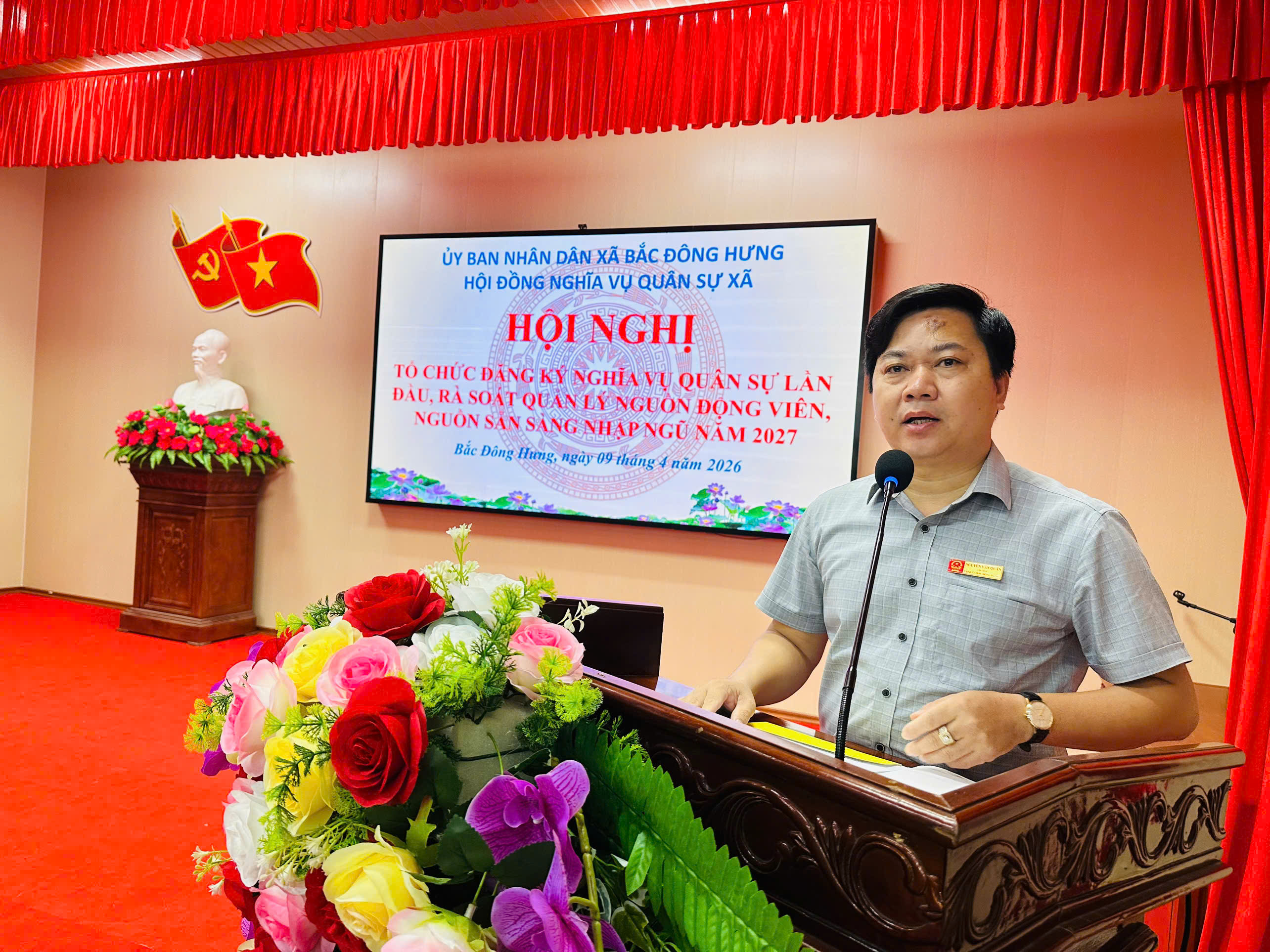 Hội đồng Nghĩa vụ quân sự xã tổ chức đăng ký nghĩa vụ quân sự lần đầu cho công dân nam đủ 17 tuổi