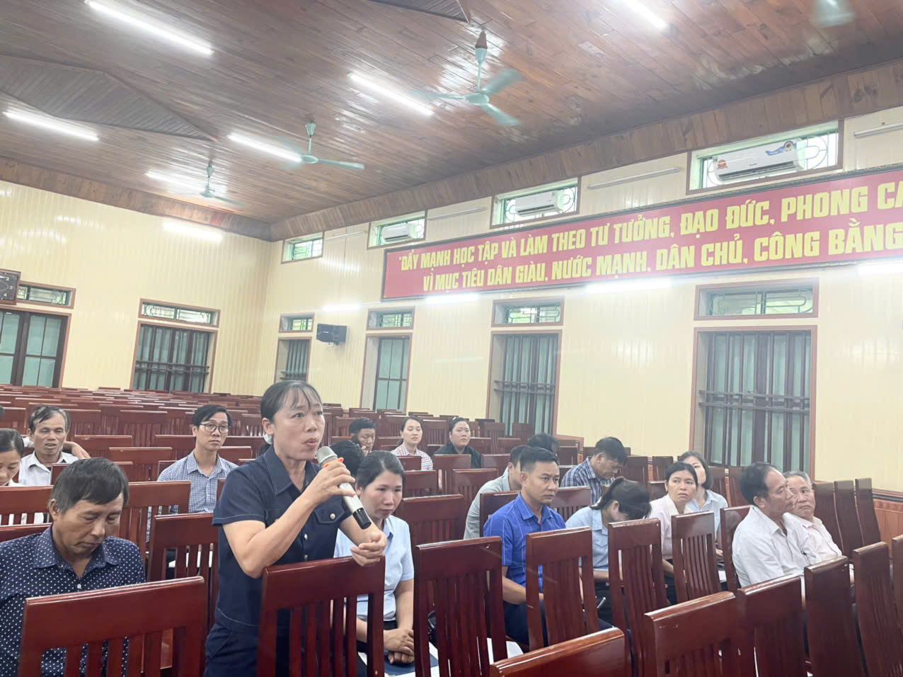 Hội nghị triển khai giải pháp đẩy nhanh tiến độ khép kín 100% diện tích đảm bảo thời vụ, thực hiện thắng lợi đề án sản xuất vụ mùa năm 2026.