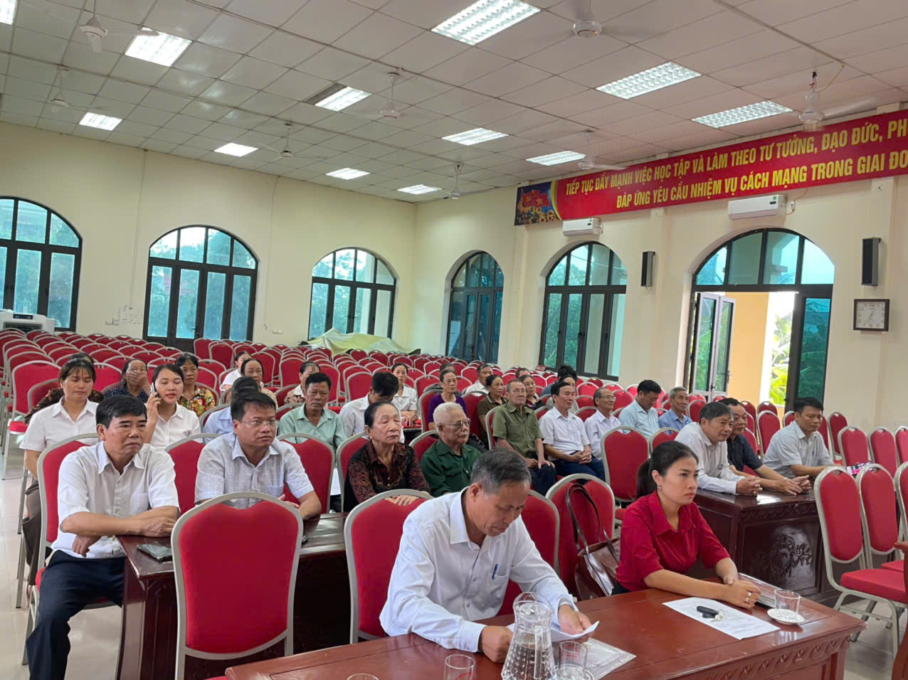 Xã Bắc Đông Hưng kiện toàn tổ chức Chi hội Hội Người cao tuổi, Hội Khuyến học và Hội Chữ thập đỏ sau sắp xếp thôn.