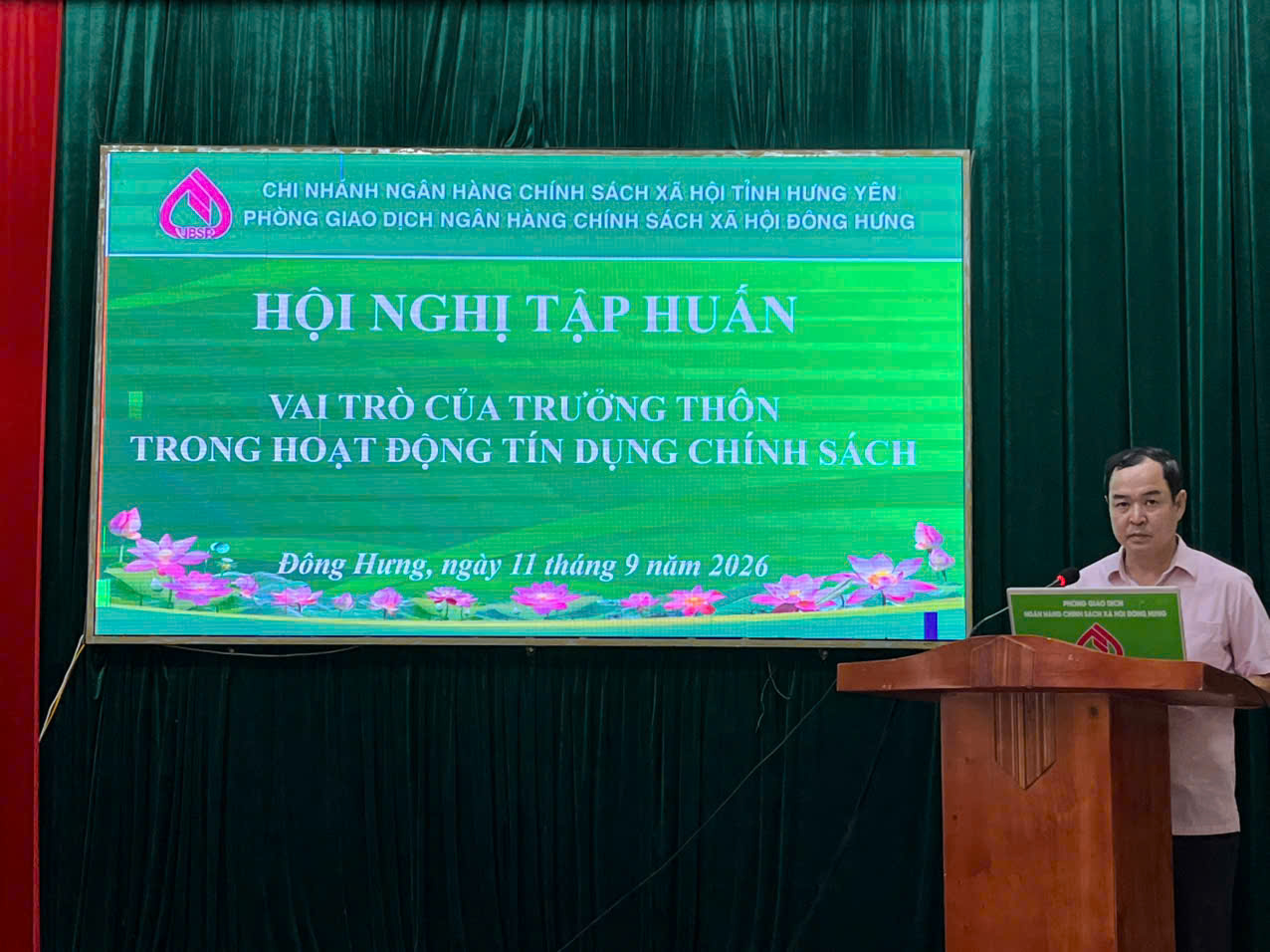 Hội nghị tập huấn nghiệp vụ tín dụng chính sách xã hội cho trưởng thôn