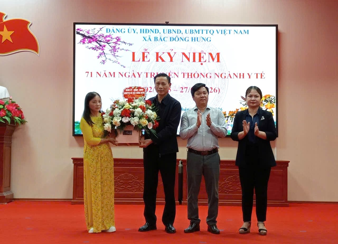 UBND xã tổ chức kỷ niệm 71 năm Ngày Thầy thuốc Việt Nam