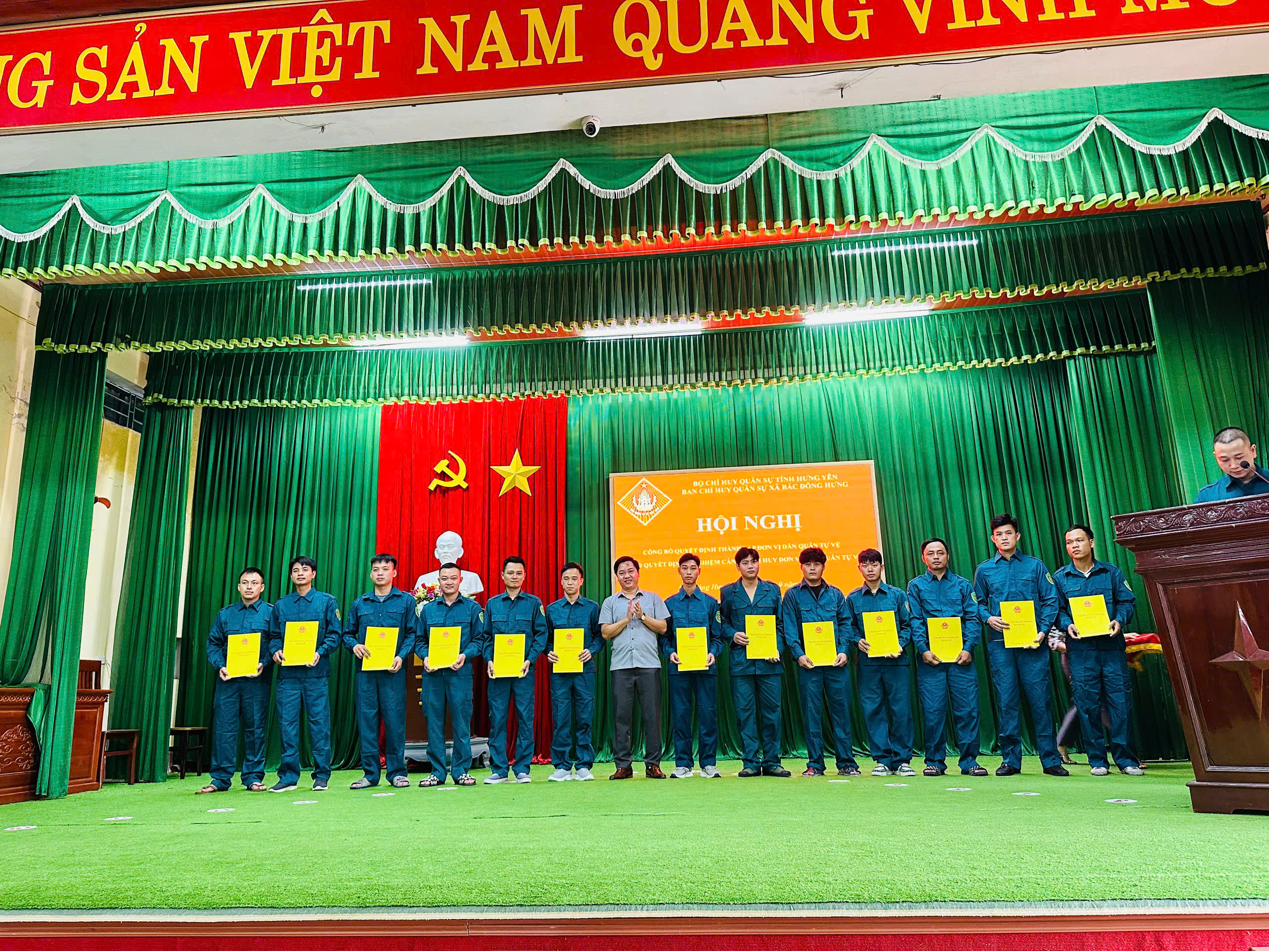 Ban chỉ huy quân sự xã Bắc Đông Hưng tổ chức hội nghị công bố quyết định thành lập các đơn vị DQTV