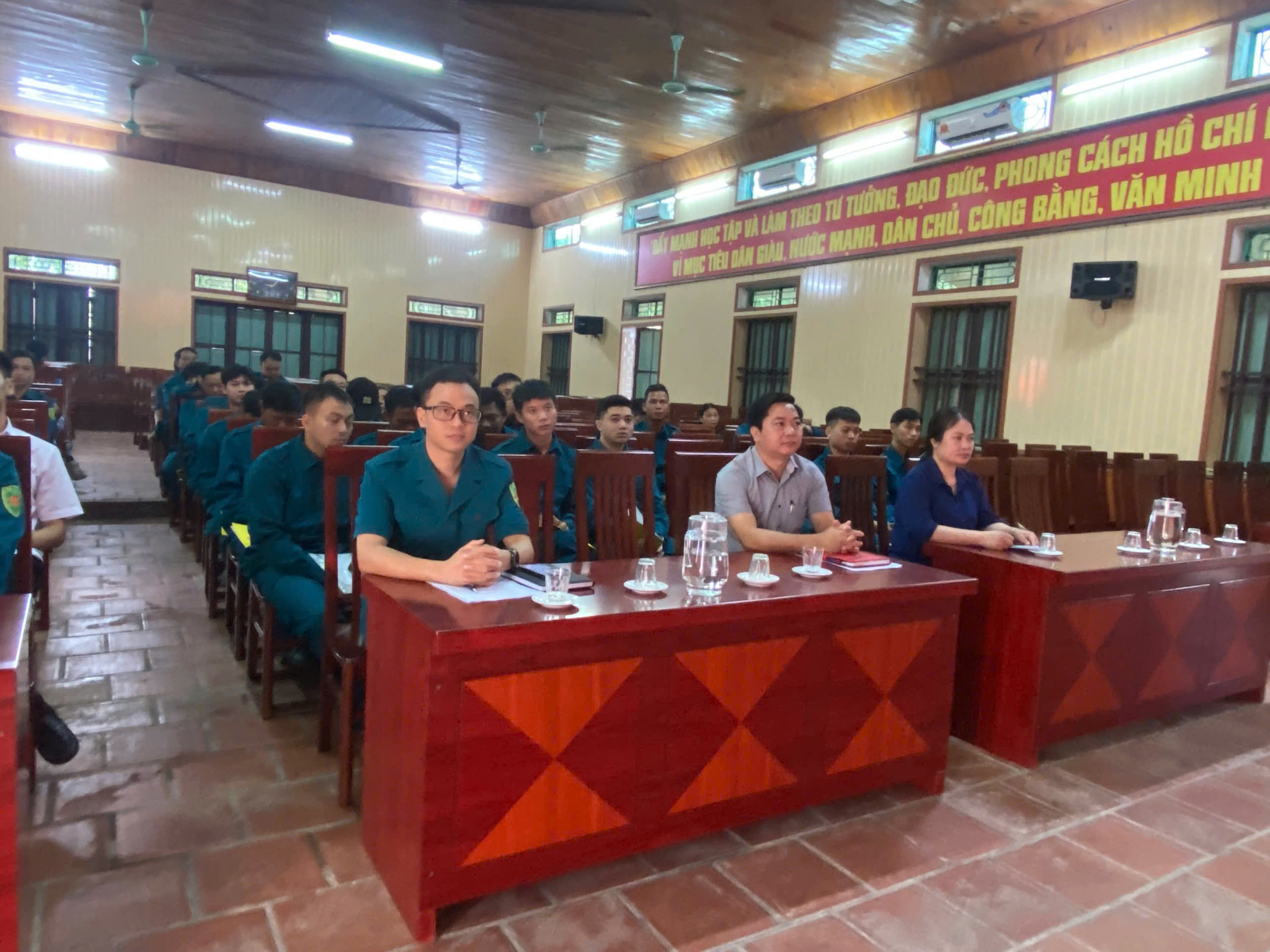 XÃ BẮC ĐÔNG HƯNG TỔ CHỨC HỌP HỘI ĐỒNG NGHĨA VỤ QUÂN SỰ NĂM 2026