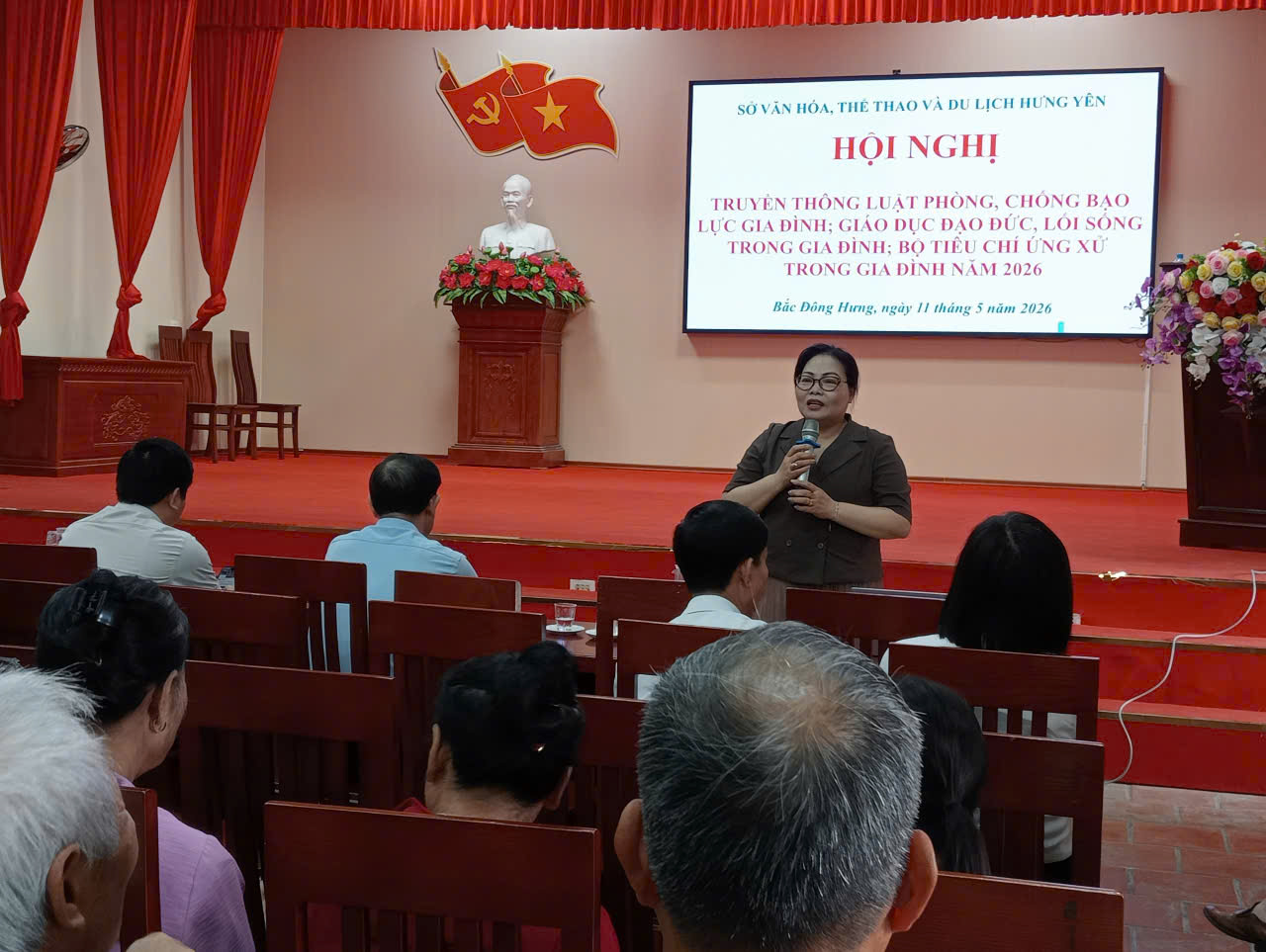 Truyền thông Luật phòng chống bạo lực gia đình; Bộ tiêu chí ứng xử trong gia đình năm 2026 và giáo dục đạo đức, lối sống trong gia đình