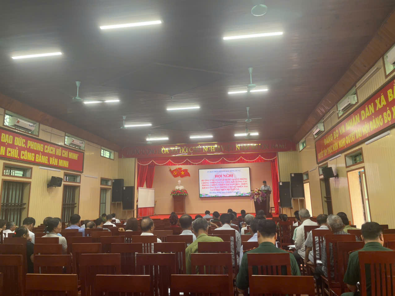 Xã Bắc Đông Hưng tổ chức Hội nghị hưởng ứng tuần lễ quốc gia về phòng chống thiên tai; tổng kết công tác phòng, chống thiên tai năm 2025 và triển khai công tác phòng chống thiên tai năm 2026