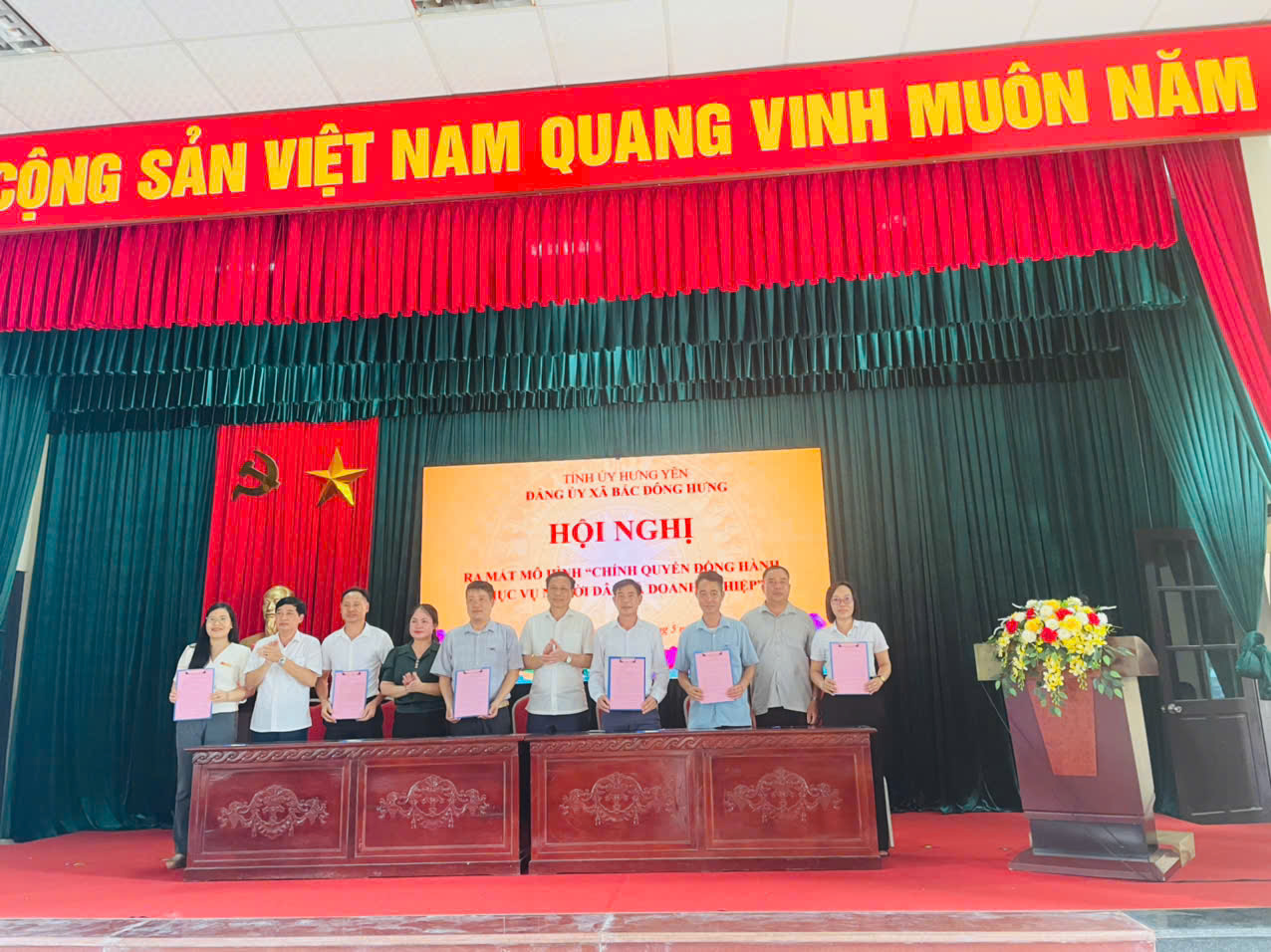 Đảng ủy Xã Bắc Đông Hưng Ra mắt mô hình  “Chính quyền đồng hành, phục vụ người dân và doanh nghiệp”