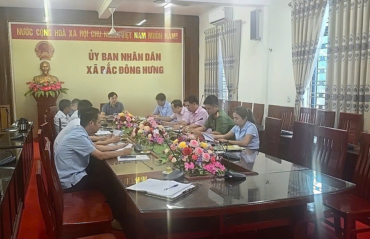 Ban đại diện HĐQT Ngân hàng CSXH xã Bắc Đông Hưng đánh giá kết quả hoạt động tín dụng chính sách 9 tháng đầu năm, triển khai nhiệm vụ quý IV năm 2026 